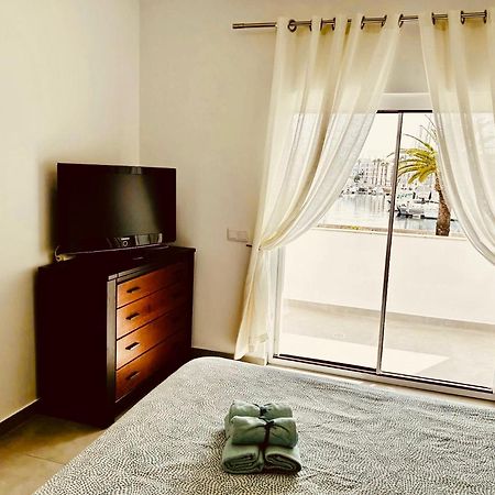 Marina View Studio In Lagos Town Center Sea View Kültér fotó